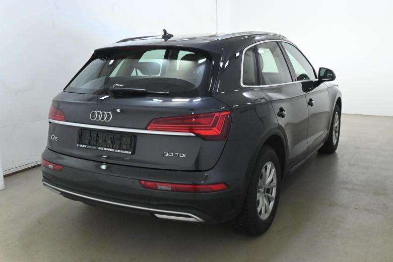 Audi Q5 30 TDI Aut. LED-Matrix Virtual Navi Leather KeylessStart Klima PDC ... #4