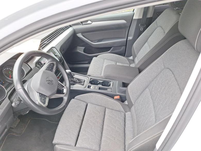 Volkswagen Passat 2.0 TDI Aut. Style Matrix CarPlay Navi Sport-Seats Camera Klima PDC ... #6