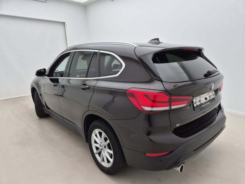 BMW X1 sDrive16d Pano LED Navi Camera Klima PDC ... #4